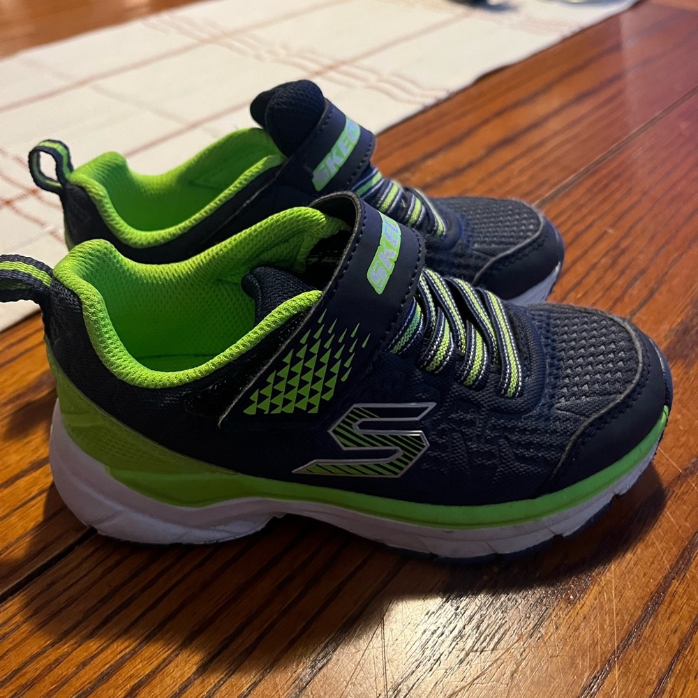 Toddler Skechers, size 11